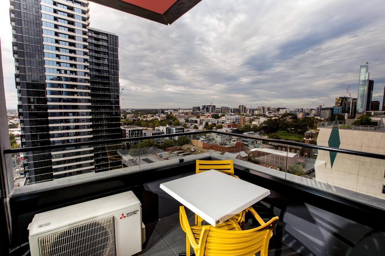 Spencer Street Apartments Melbourne Exterior photo